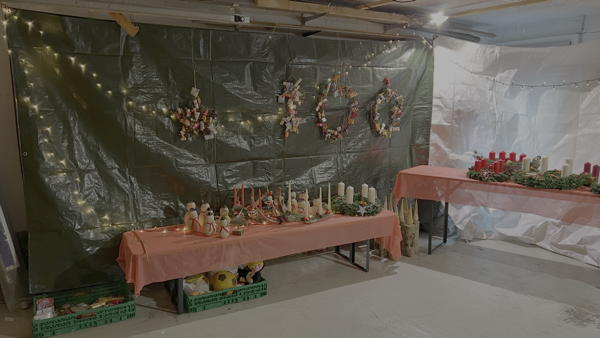 Impressionen vom Weihnachtsmarkt 2024 in unserer Garage in Tufertschwil
