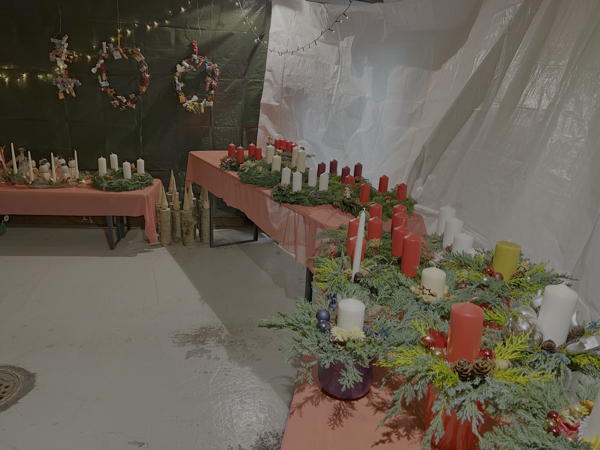 Impressionen vom Weihnachtsmarkt 2024 in unserer Garage in Tufertschwil