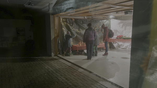 Impressionen vom Weihnachtsmarkt 2024 in unserer Garage in Tufertschwil